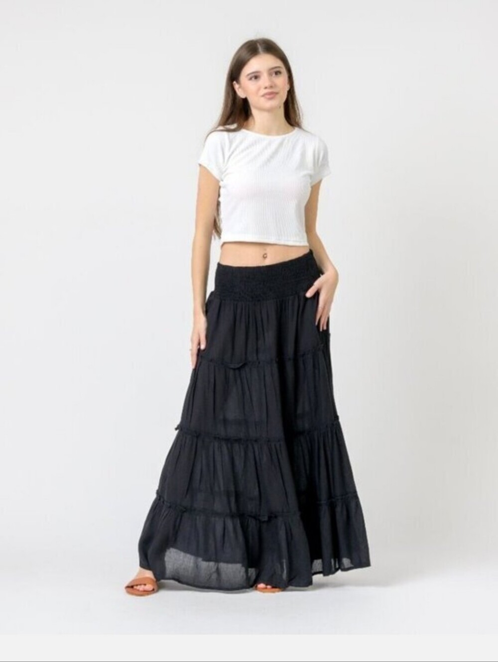 RHEA NWTs Plain Block Tiered Maxi Skirt